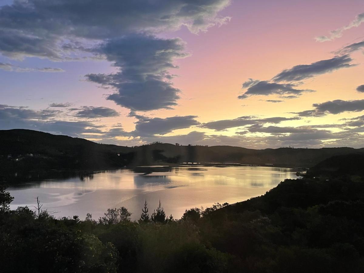Moonriver Cottage, Prime Lagoon Views & Solar Power Knysna Dış mekan fotoğraf